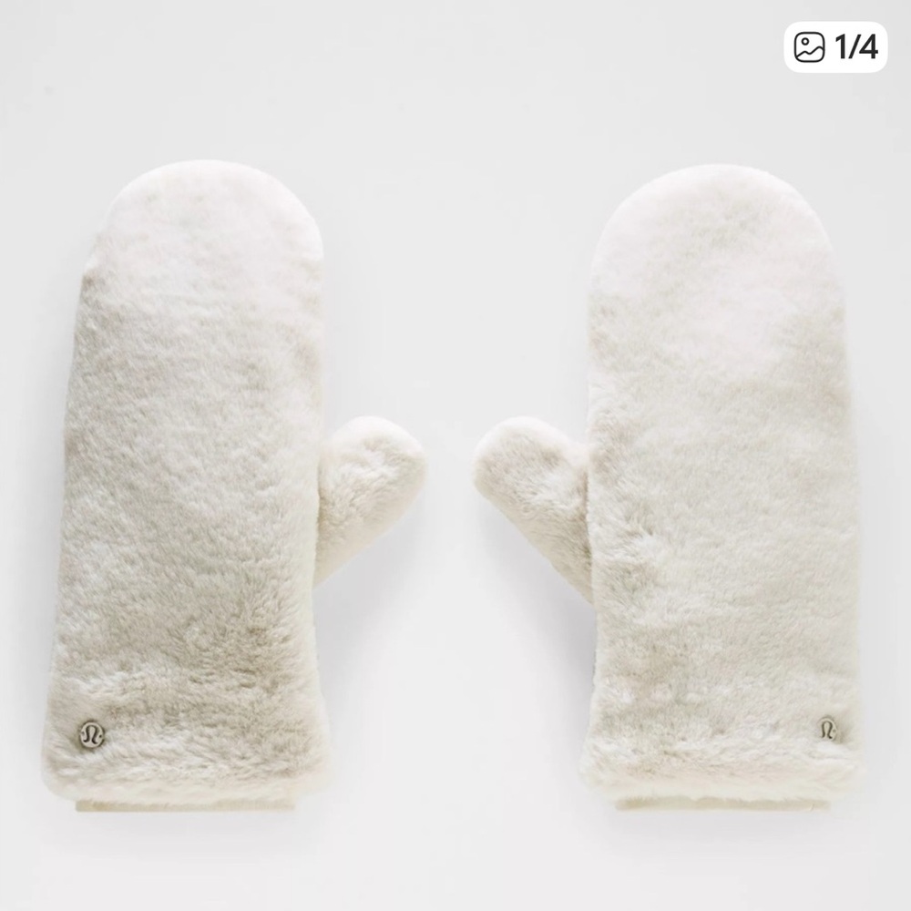 Lululemon Plush Fleece Mittens bone XS/S